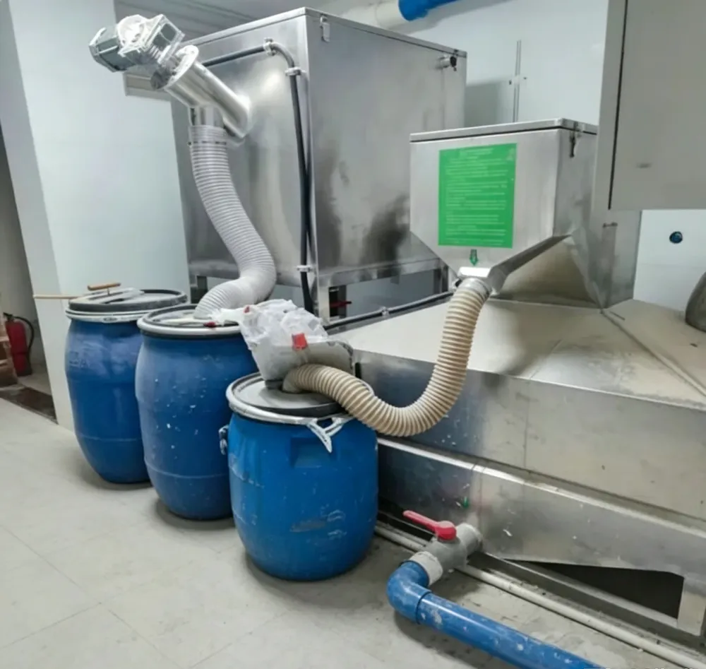 Intelligent Automatic Oil Separation & Lifting Integrated Device, Air China Building Canteen